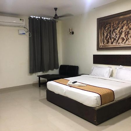 Sai Lakshmi Pavanam Chennai Exterior photo