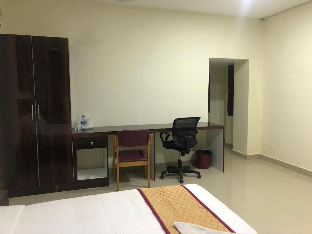 Sai Lakshmi Pavanam Chennai Exterior photo